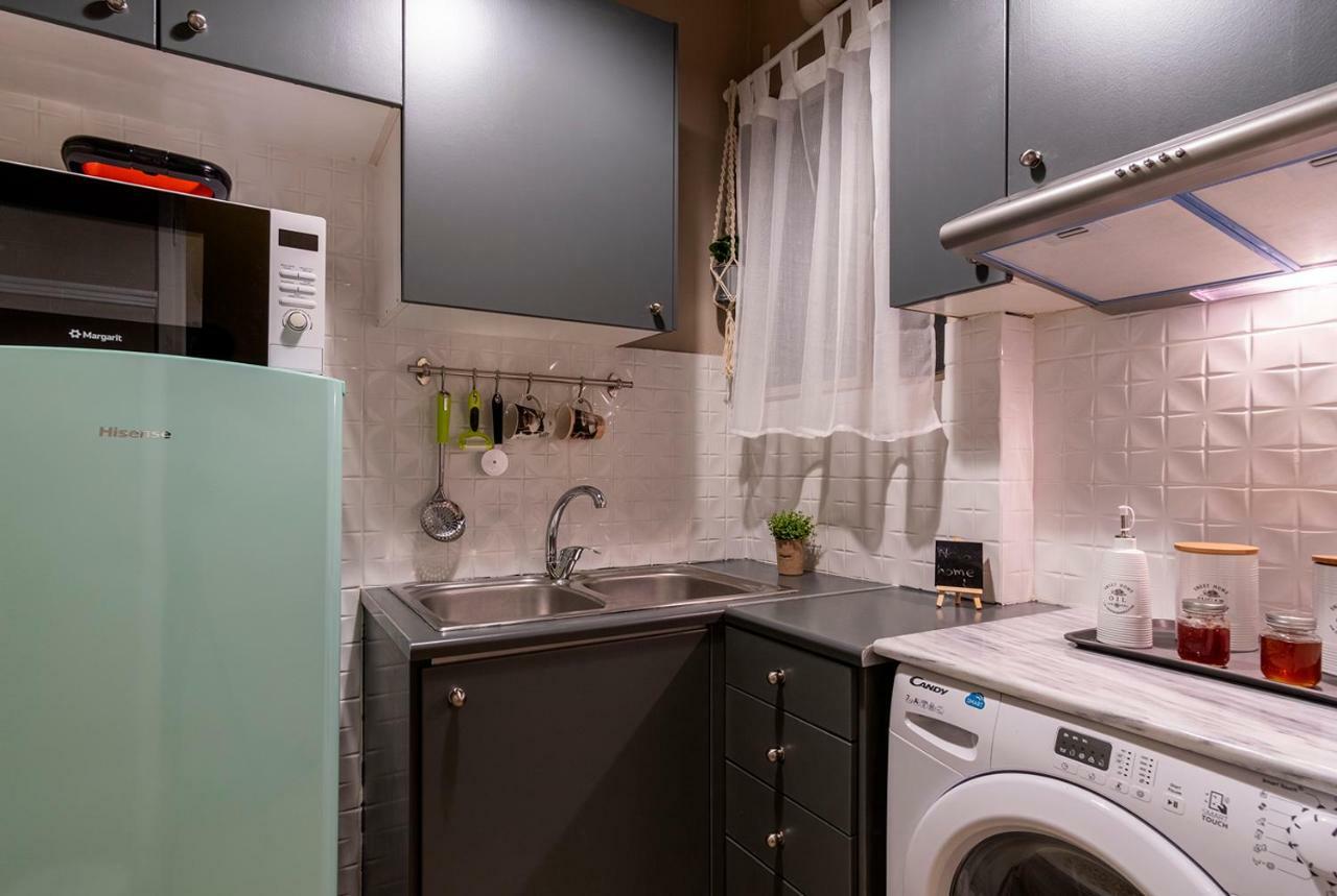 Appartement Colourful Apt,Airport Line,6 Min Metro,300 Mbps! à Athènes Extérieur photo