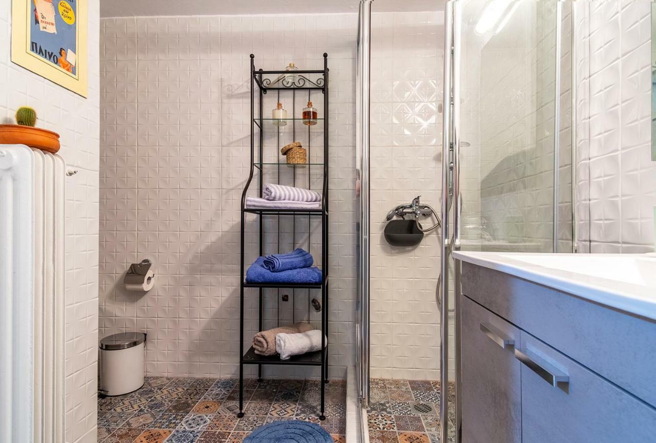 Appartement Colourful Apt,Airport Line,6 Min Metro,300 Mbps! à Athènes Extérieur photo